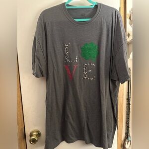 Women’s love t shirt 2xl
